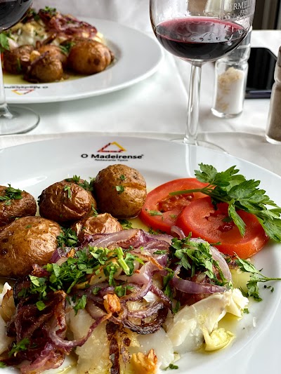 Madeirense-Restaurante-Snack-bar-1-1.jpg